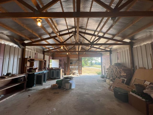 5210 County Road 5490, Willow Springs, MO 65793