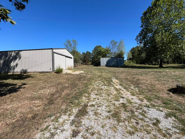 5210 County Road 5490, Willow Springs, MO 65793