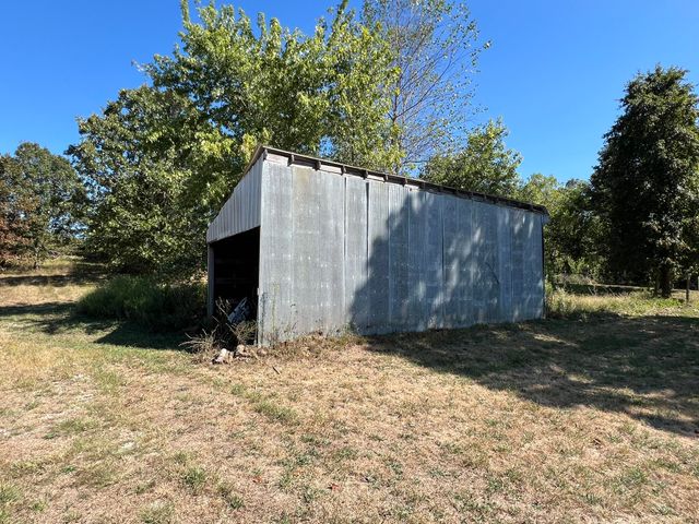 5210 County Road 5490, Willow Springs, MO 65793