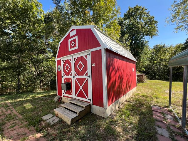 5210 County Road 5490, Willow Springs, MO 65793