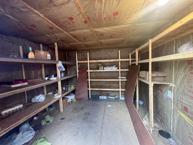 5210 County Road 5490, Willow Springs, MO 65793