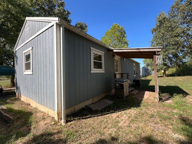 5210 County Road 5490, Willow Springs, MO 65793