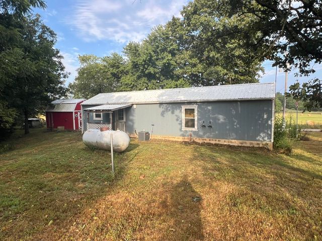 5210 County Road 5490, Willow Springs, MO 65793