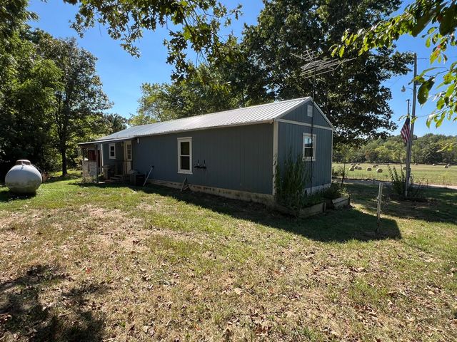 5210 County Road 5490, Willow Springs, MO 65793