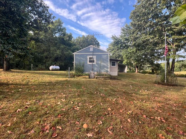 5210 County Road 5490, Willow Springs, MO 65793