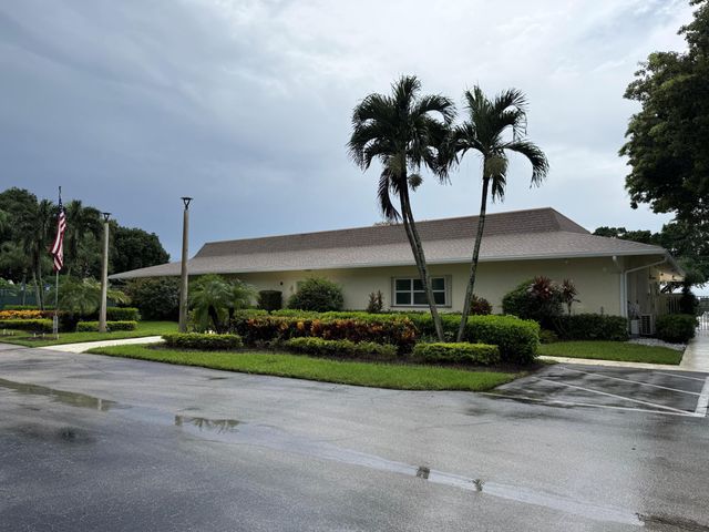 5409 LAKEFRONT Boulevard D, Delray Beach, FL 33484