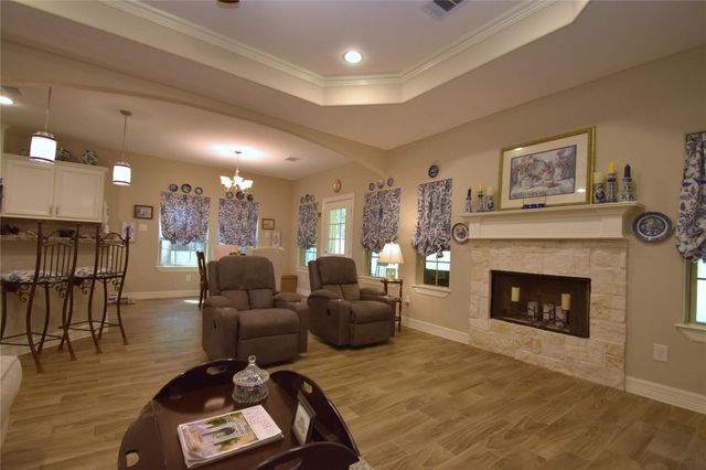 42 Trail Lake, Trinity, TX 75862