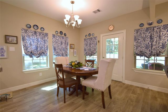 42 Trail Lake, Trinity, TX 75862