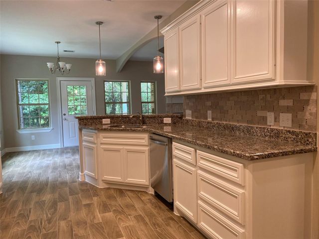 42 Trail Lake, Trinity, TX 75862