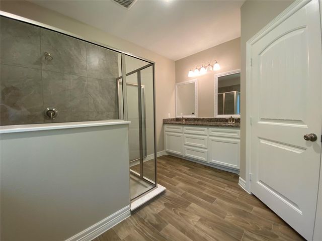 42 Trail Lake, Trinity, TX 75862