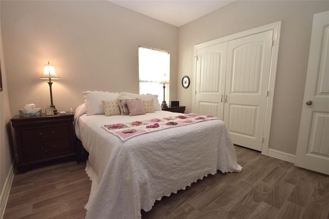 42 Trail Lake, Trinity, TX 75862