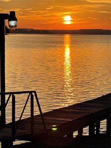 42 Trail Lake, Trinity, TX 75862