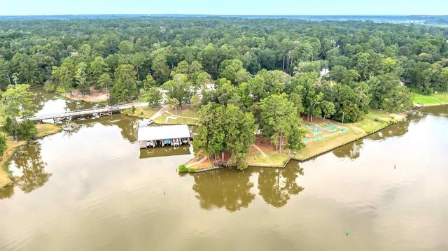 42 Trail Lake, Trinity, TX 75862