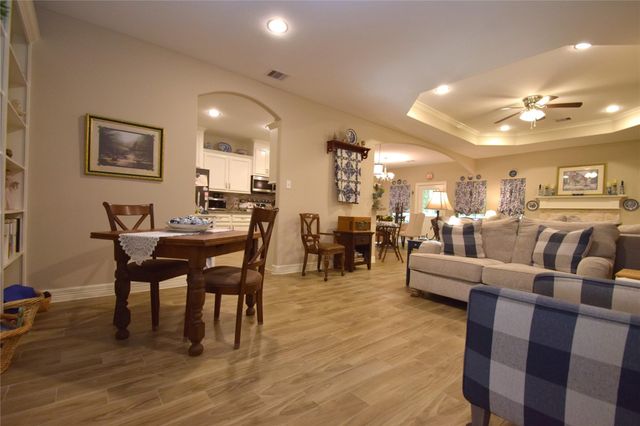 42 Trail Lake, Trinity, TX 75862