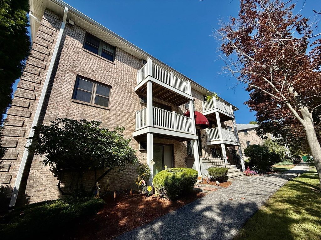12 Kenmar Drive 88, Billerica, MA 01821