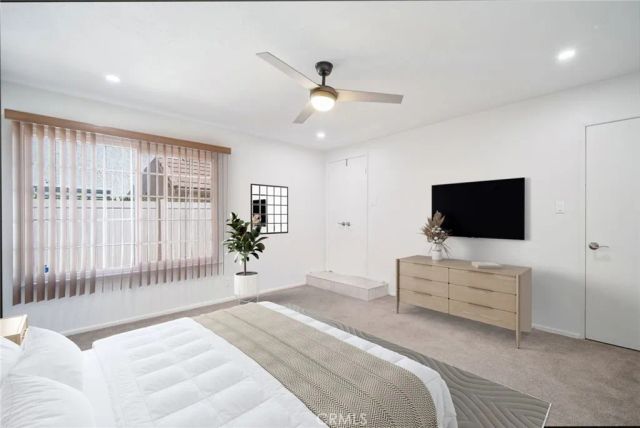 22810 Rio Chico, Valencia, CA 91354