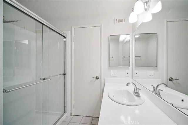 22810 Rio Chico, Valencia, CA 91354