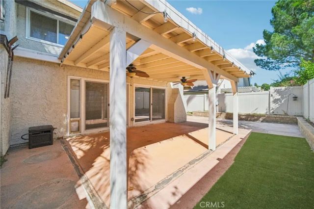 22810 Rio Chico, Valencia, CA 91354