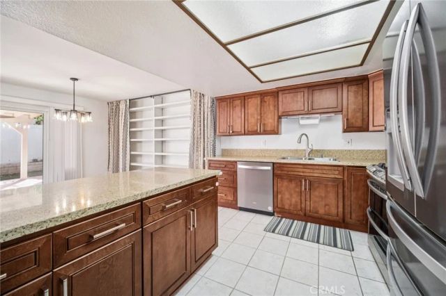 22810 Rio Chico, Valencia, CA 91354