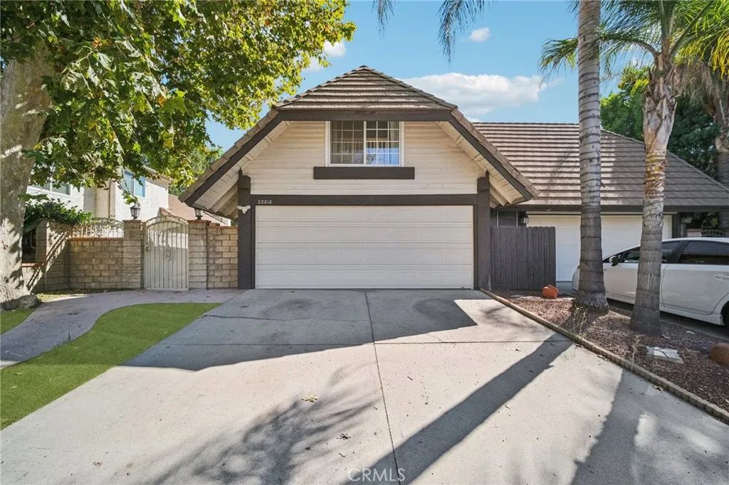 22810 Rio Chico, Valencia, CA 91354