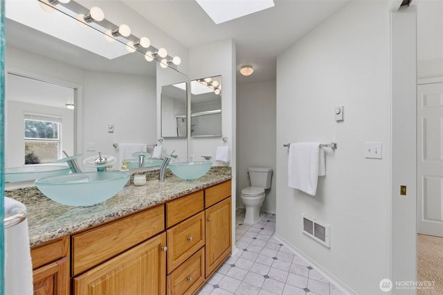 31074 9th Avenue S, Federal Way, WA 98003
