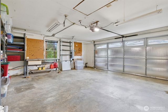 31074 9th Avenue S, Federal Way, WA 98003