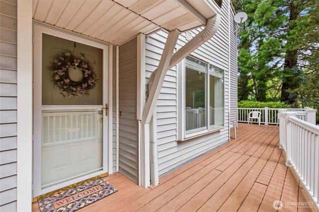 31074 9th Avenue S, Federal Way, WA 98003
