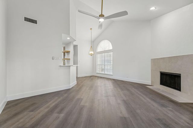 5325 Bent Tree Forest Drive 2225, Dallas, TX 75248