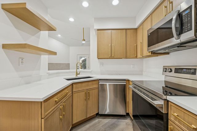 5325 Bent Tree Forest Drive 2225, Dallas, TX 75248