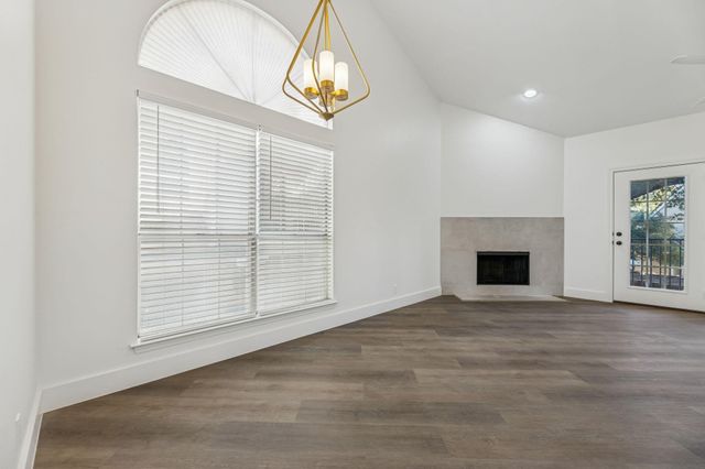 5325 Bent Tree Forest Drive 2225, Dallas, TX 75248