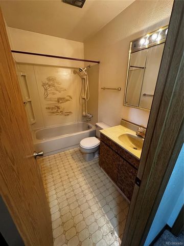 1066 W 88th Avenue, Thornton, CO 80260