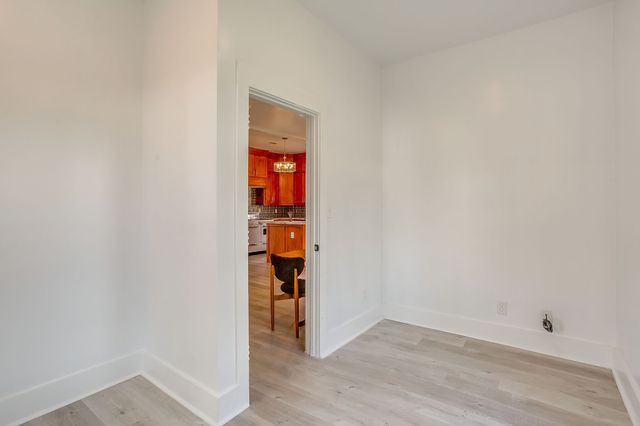 1014 W Arlington Avenue, Fort Worth, TX 76110