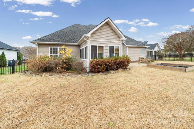 2006 Galena Chase Drive, Indian Trail, NC 28079