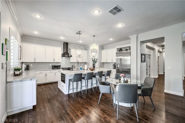 7166 Frontier Hills Avenue, Las Vegas, NV 89113
