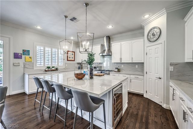 7166 Frontier Hills Avenue, Las Vegas, NV 89113