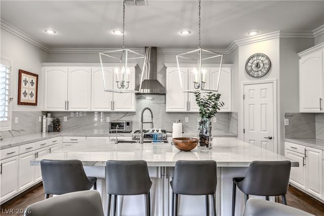 7166 Frontier Hills Avenue, Las Vegas, NV 89113