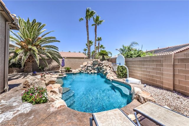 7166 Frontier Hills Avenue, Las Vegas, NV 89113