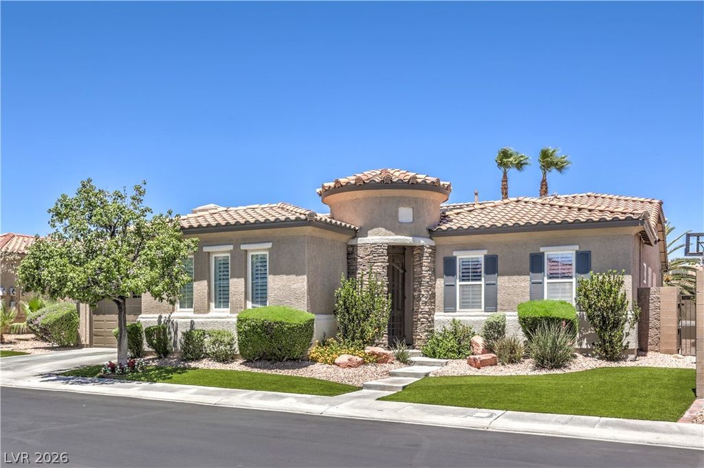7166 Frontier Hills Avenue, Las Vegas, NV 89113