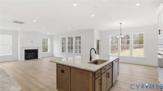 8124 Clancy Ct, Chesterfield, VA 23838