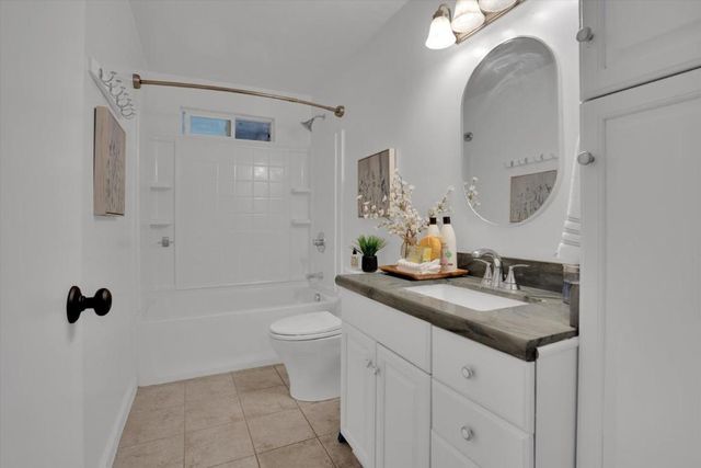 922 Valota Road, Redwood City, CA 94061