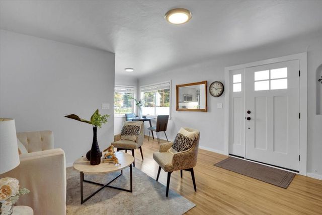 922 Valota Road, Redwood City, CA 94061