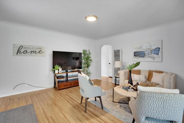 922 Valota Road, Redwood City, CA 94061