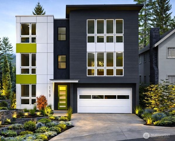 119 Ashley Avenue, Bellingham, WA 98229