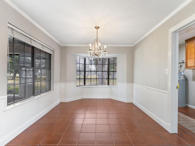 37093 521, Cedar Lane, TX 77415