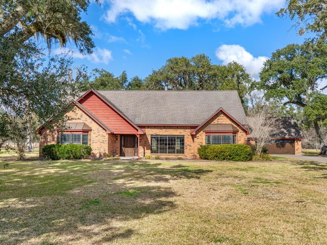 37093 521, Cedar Lane, TX 77415