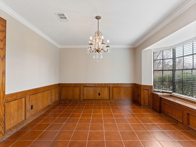 37093 521, Cedar Lane, TX 77415