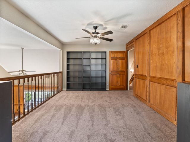 37093 521, Cedar Lane, TX 77415