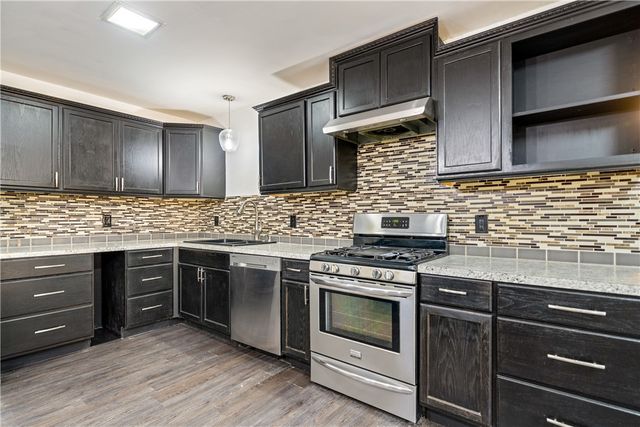 922 Carmel Pkwy, Corpus Christi, TX 78411
