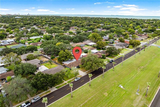 922 Carmel Pkwy, Corpus Christi, TX 78411