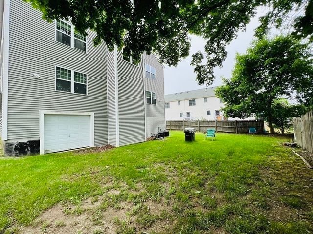39 Athens St 4, Weymouth, MA 02191